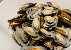 海鮮自助配海景，生蠔無限量暢享，出示此文立減19刀還贈飲品